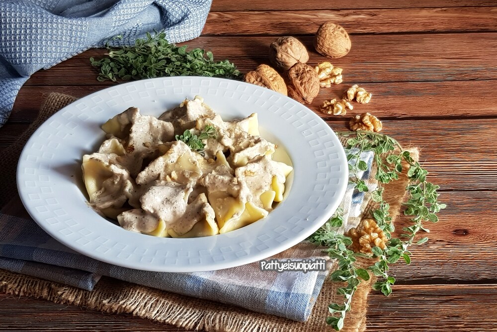 gefüllte täschchen