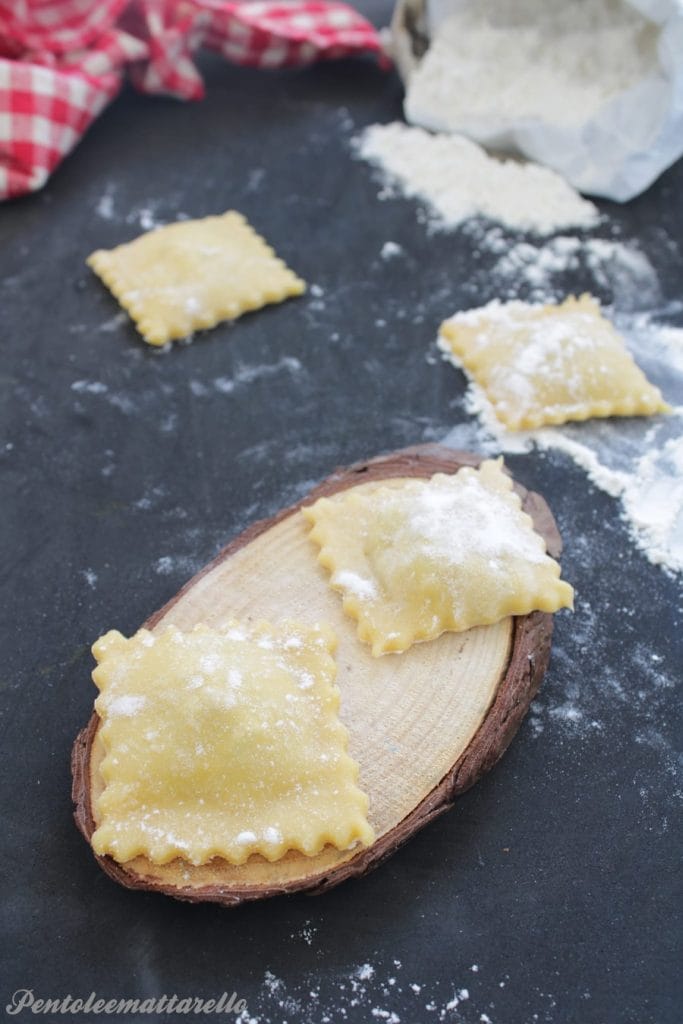 Ravioli mit Fleisch und Ricotta