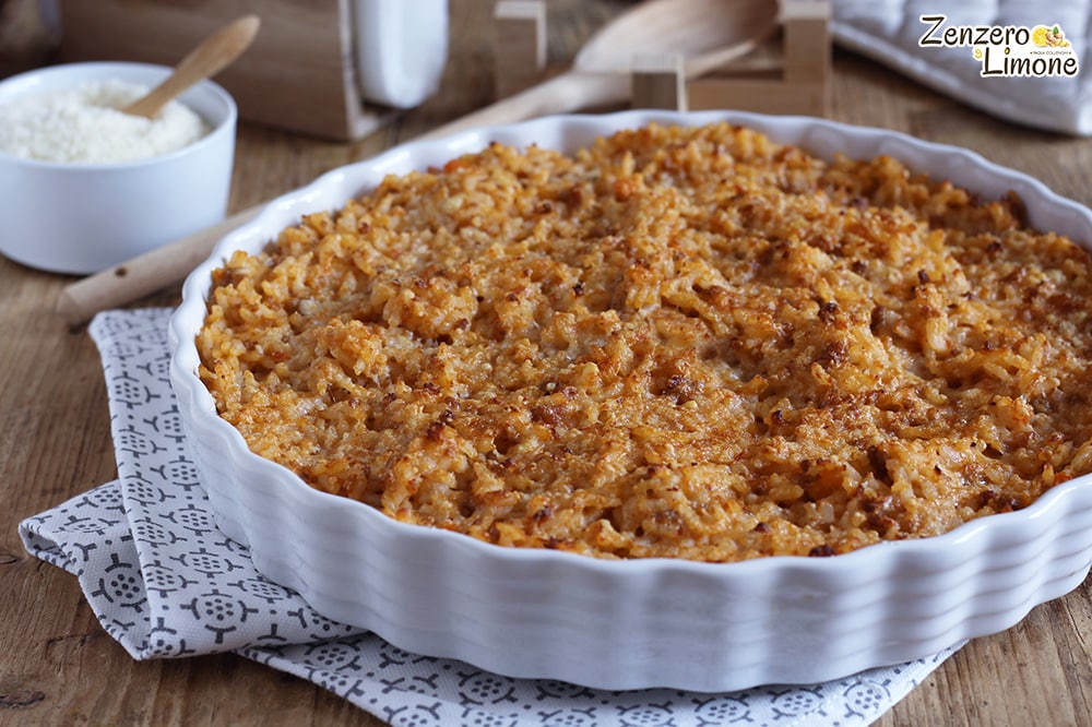 Reis und Ragù überbacken
