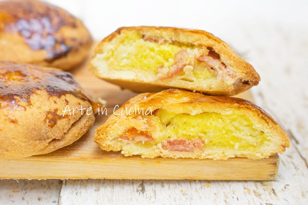 SALZIGE BLÄTTERTEIGSCHNITTEN mit SALAMI