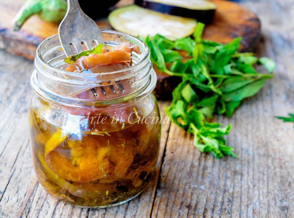 Scharfe Auberginen in Öl schnelles und einfaches Rezept vickyart arte in cucina