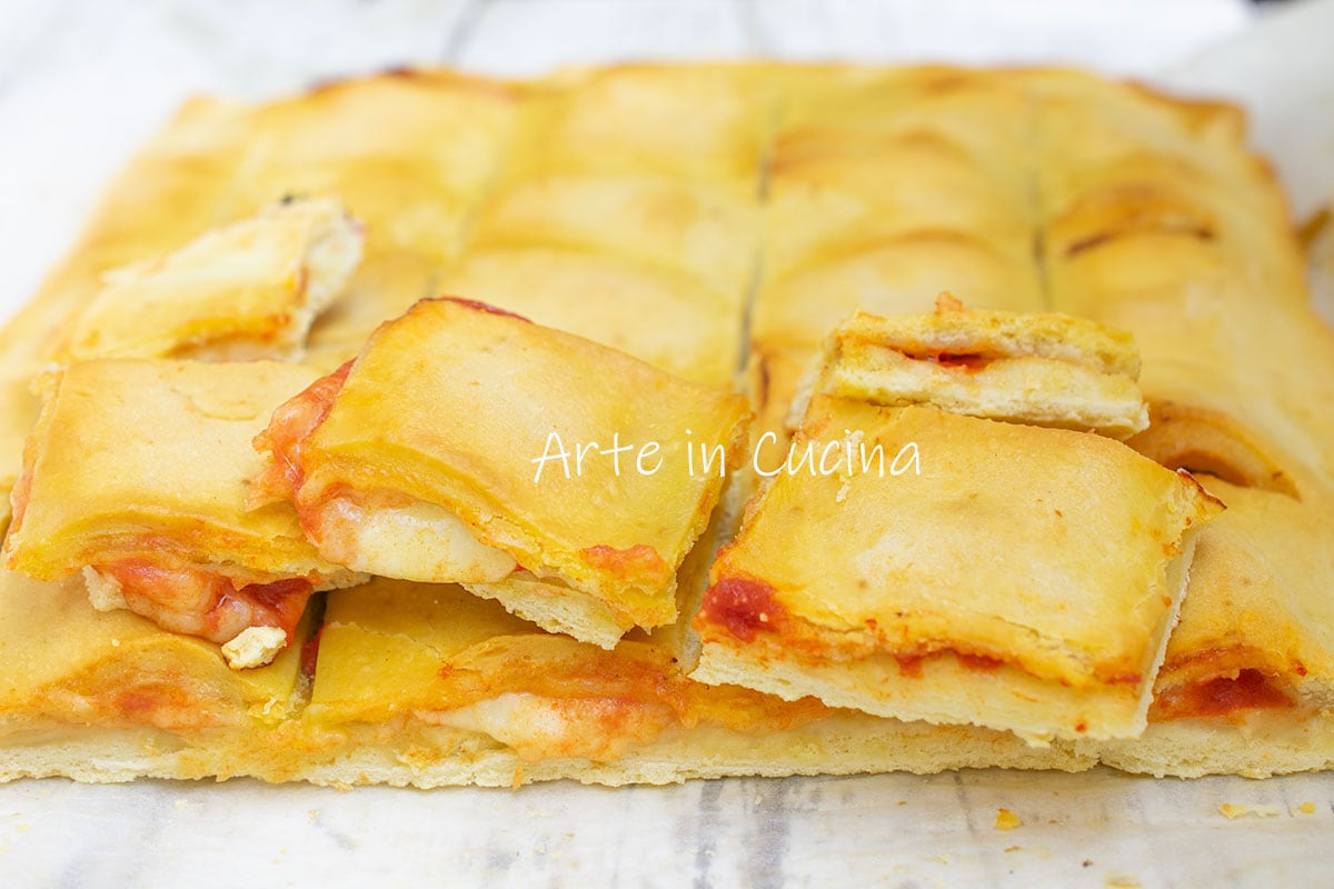 SCHNELLE STEPPDECKENPIZZA