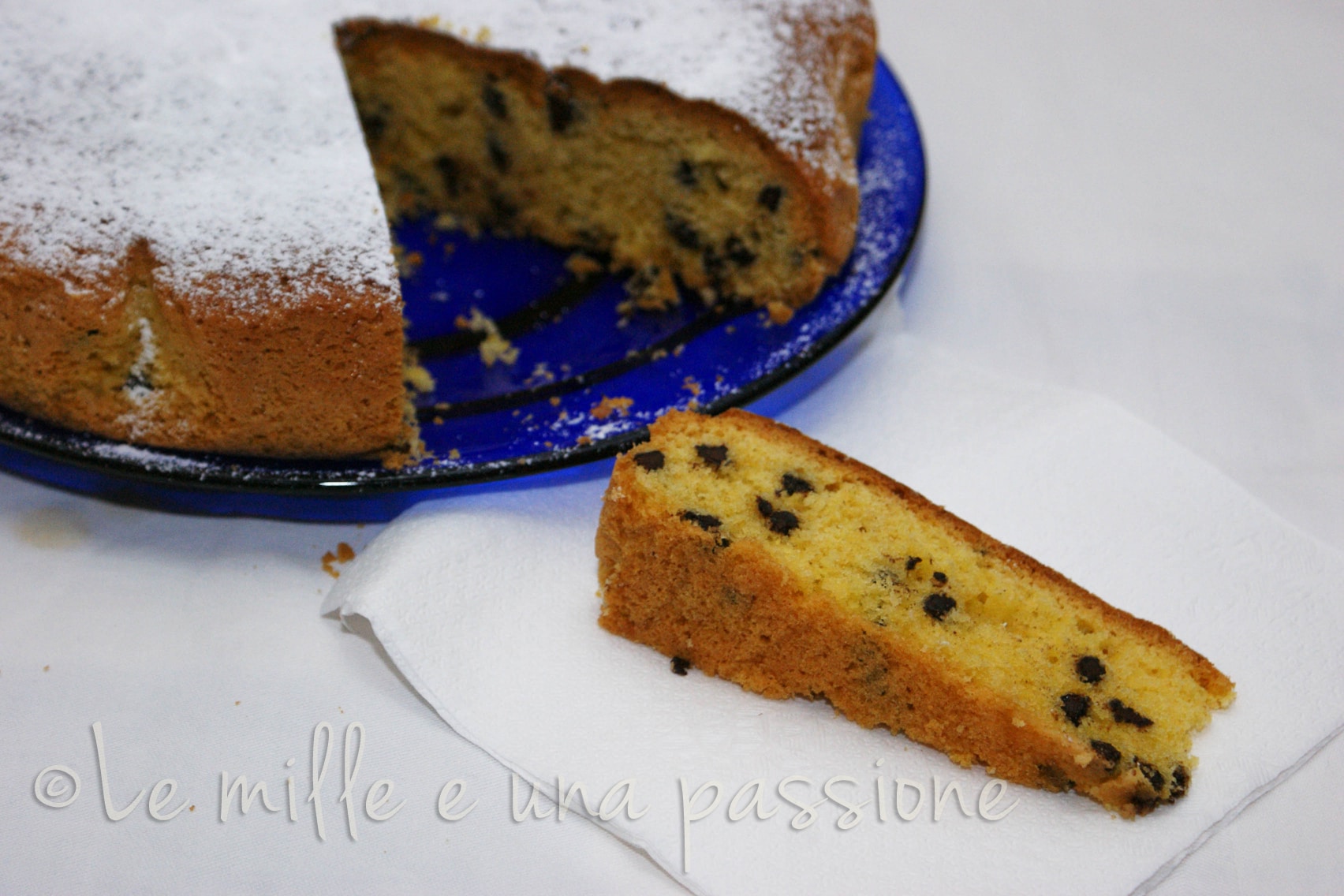 Schneller Kuchen mit Schokostückchen und Kokos: Einfache und köstliche Süßspeise für jeden Anlass