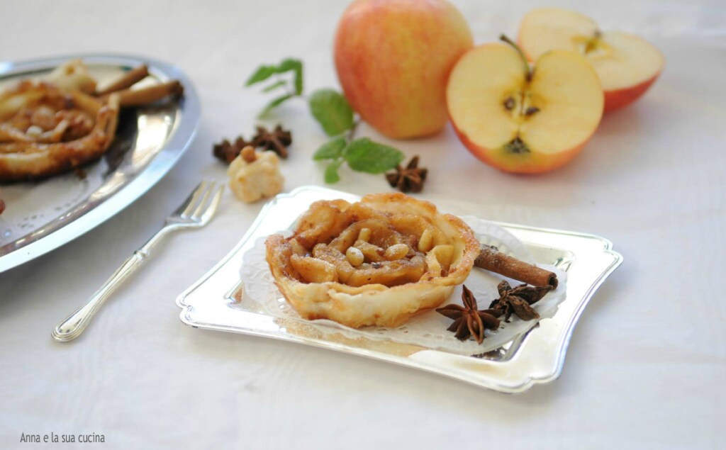 Blätterteig-Törtchen mit Äpfeln und Amaretti