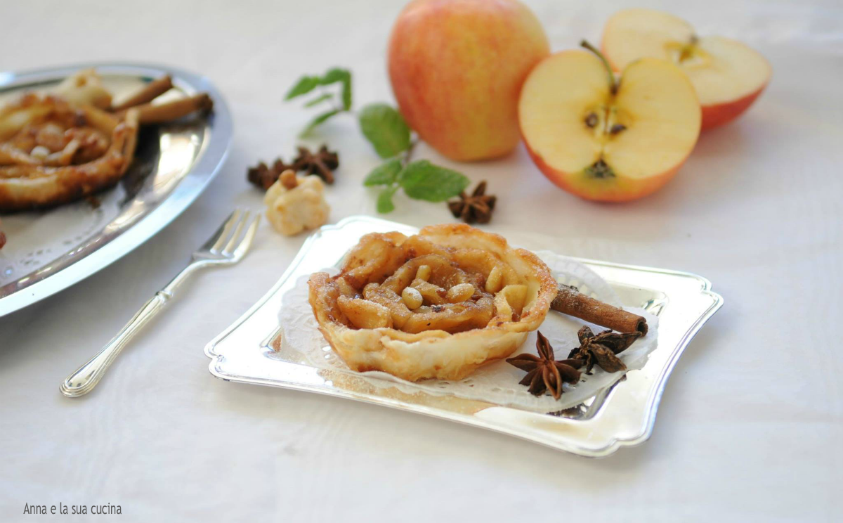Blätterteig-Törtchen mit Äpfeln und Amaretti