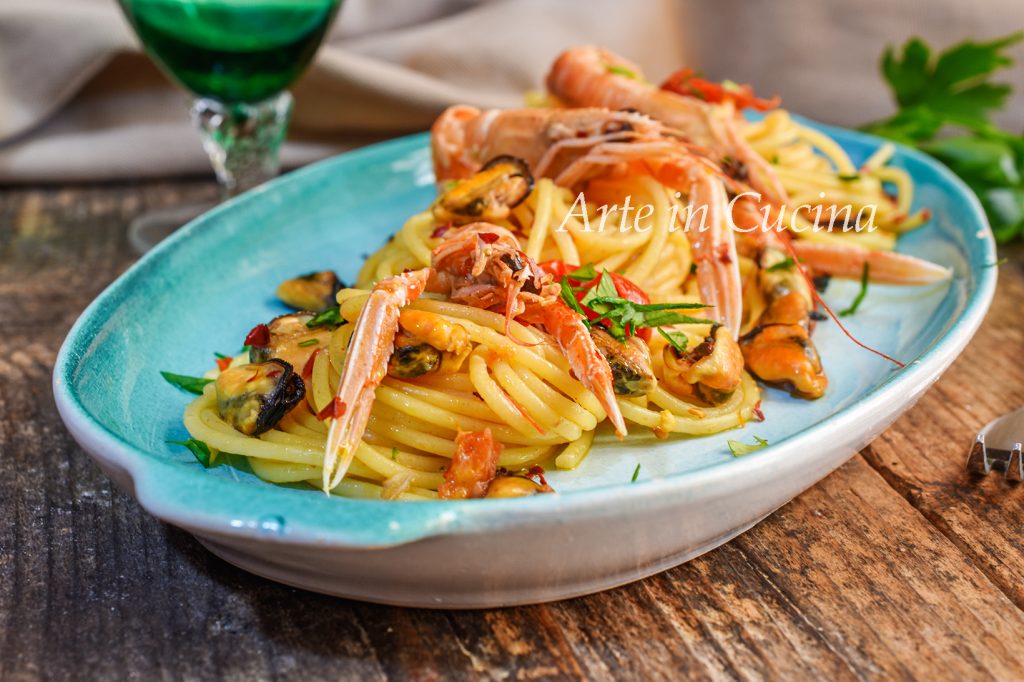 Spaghetti mit Scampi und Muscheln schnelles Rezept