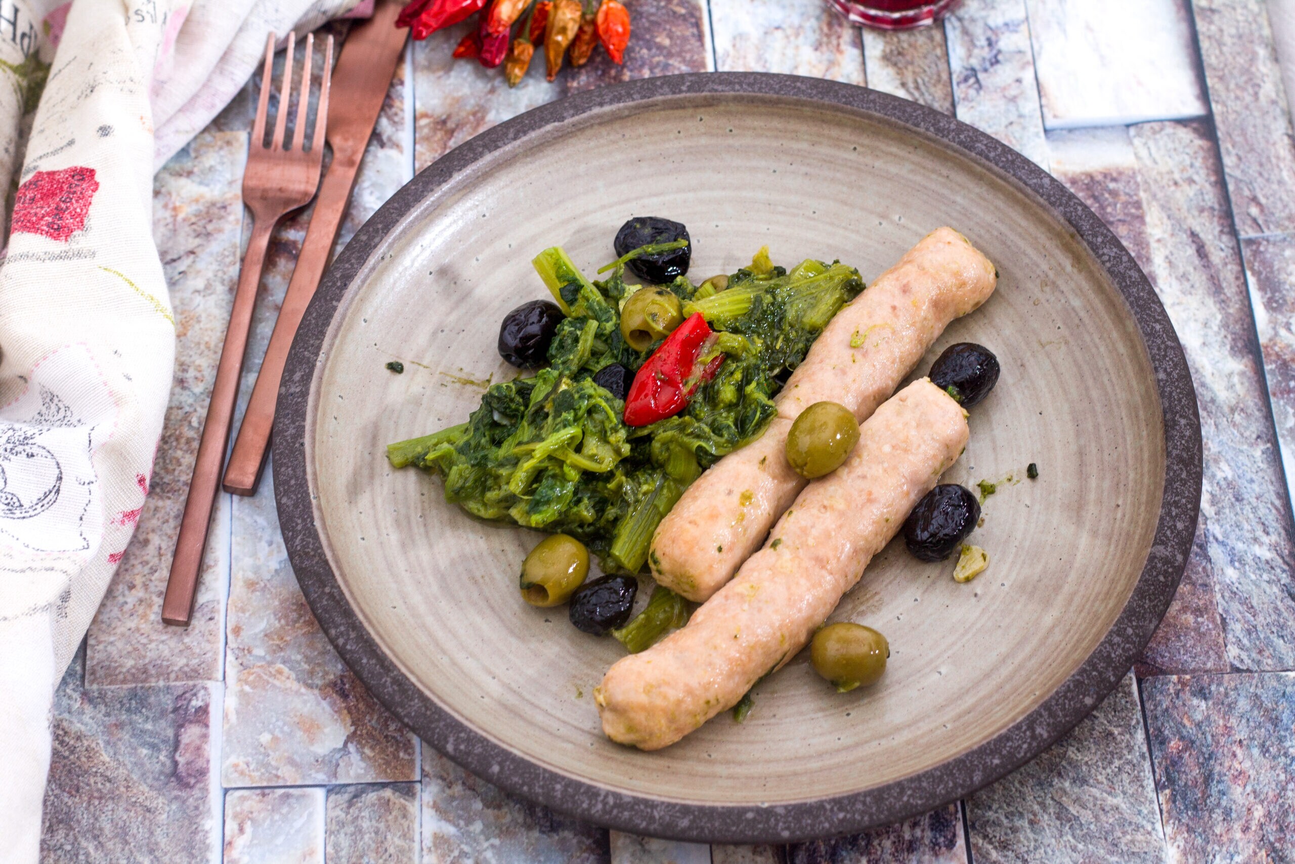 Stängelkohl mit Wurst