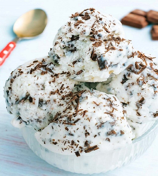 STRACCIATELLA-EIS