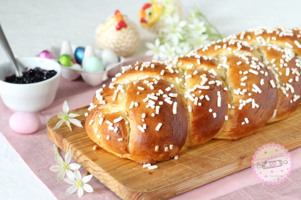 süßer Osterzopf