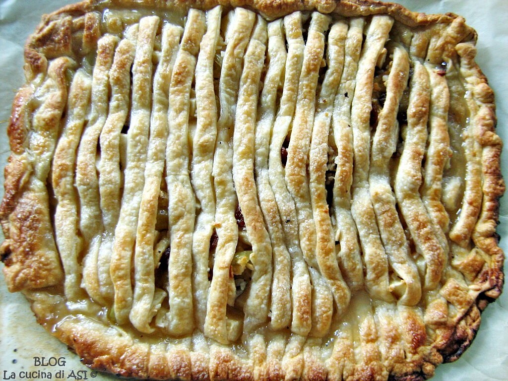 süßes Blätterteig-Gebäck mit Früchten