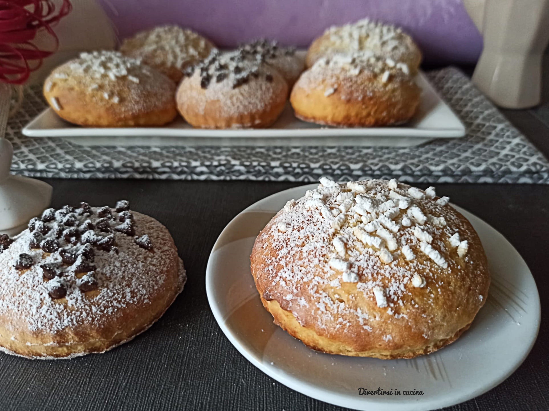 BLÄTTERTEIGSCHNECKEN MIT SCHOKOSTÜCKCHEN