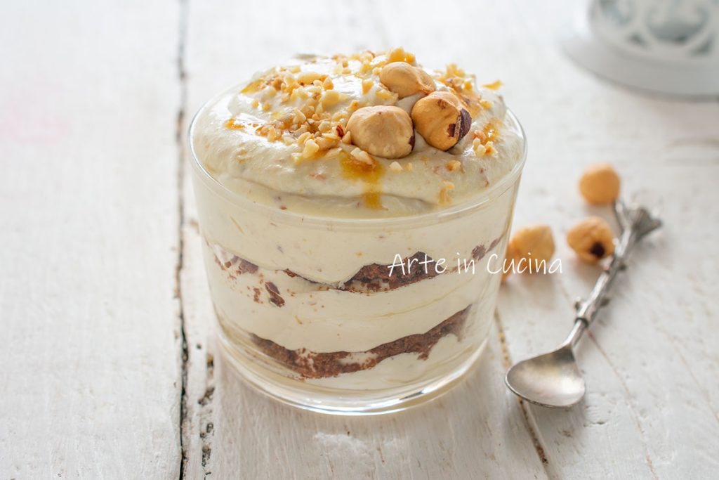 Tiramisù mit Haselnüssen