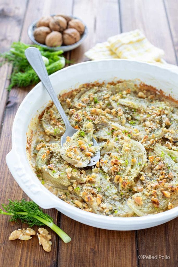 Fenchel mit Walnüssen im Ofen
