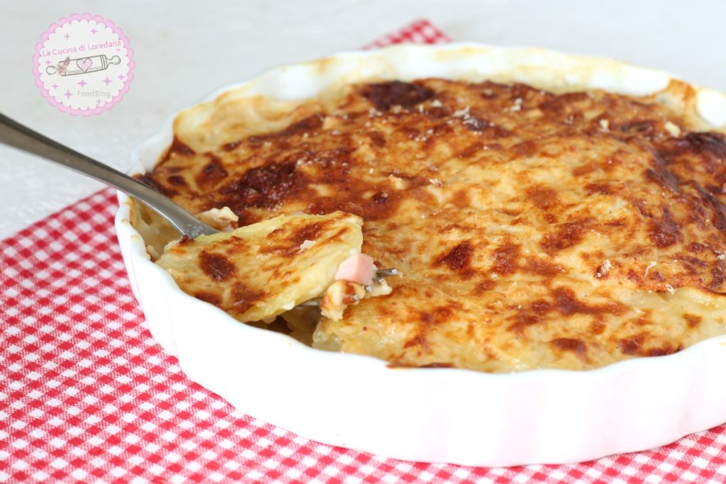 überbackene Kartoffeln aus dem Ofen