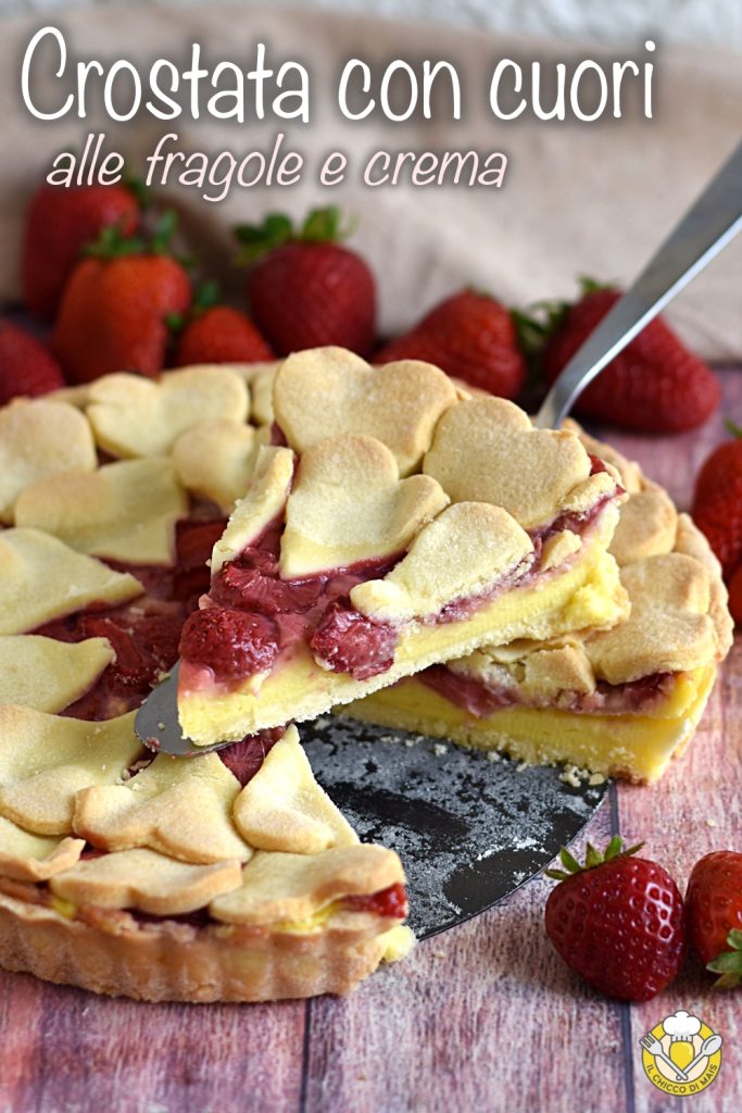 v_ Erdbeertorte mit Herzen und Creme Rezept verschlossene Torte mit Vanillecreme und frischen Erdbeeren der Maiskorn