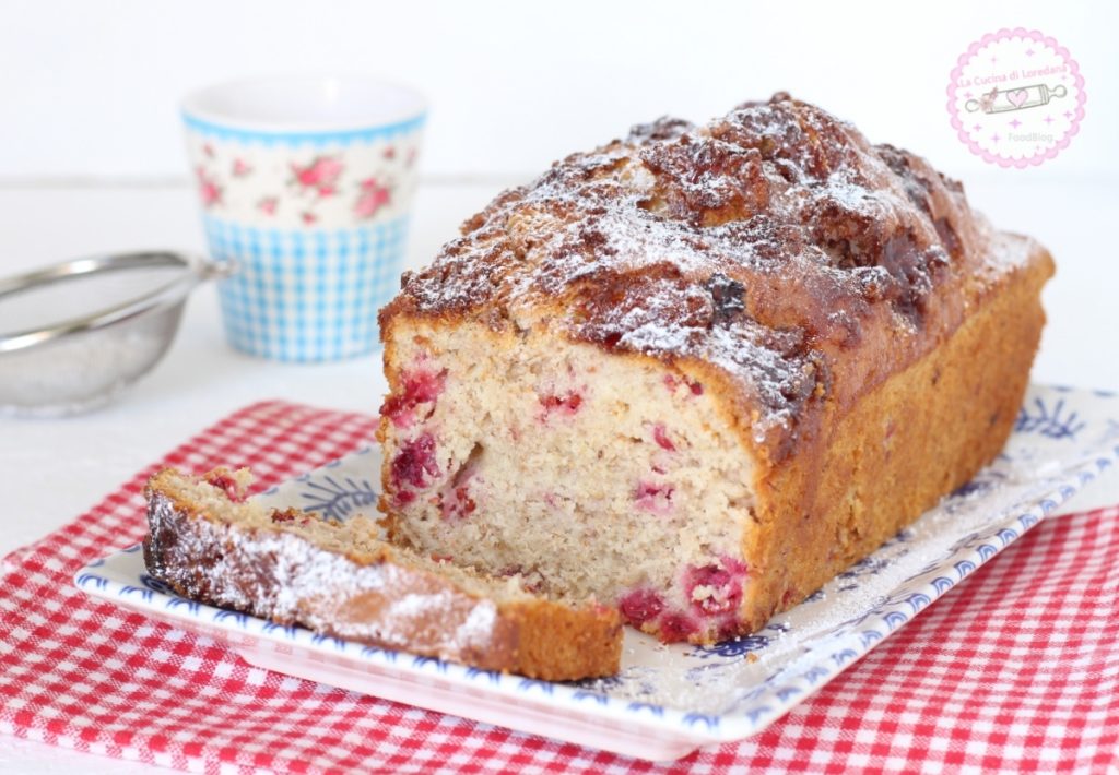 vollkorn-plumcake mit beeren