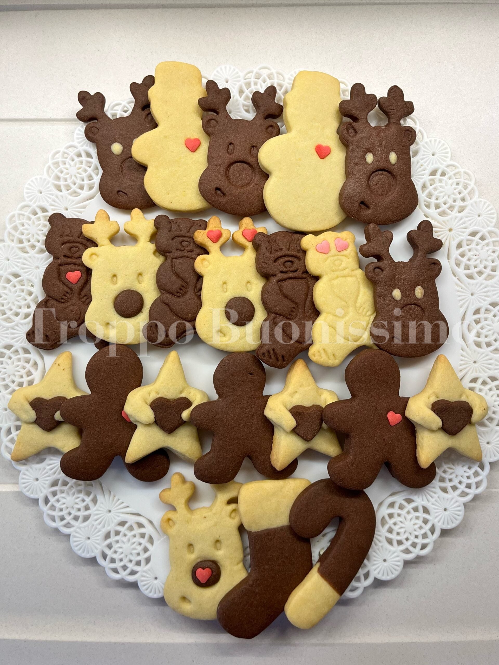 Zweifarbige Mürbeteigkekse: Das köstliche und unwiderstehliche Geschenkidee für Weihnachten
