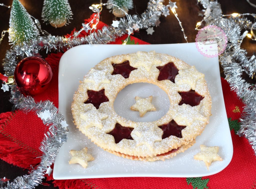 weihnachtskranz aus mürbeteig