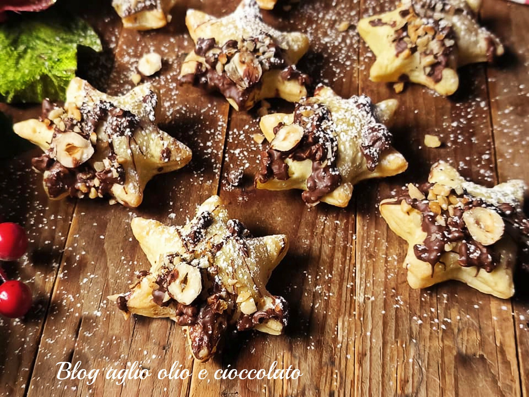 WEIHNACHTSSTERNE AUS BLÄTTERTEIG UND SCHOKOLADE