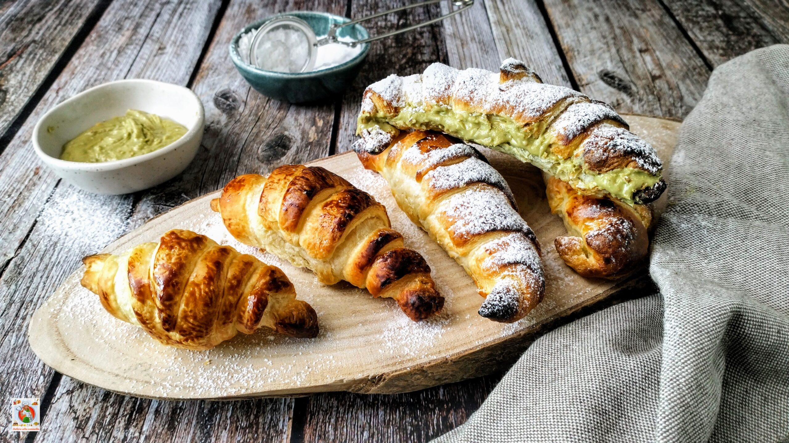 Wie man köstliche Croissants aus fertigem Blätterteig macht: der einfache und schnelle Vorgang