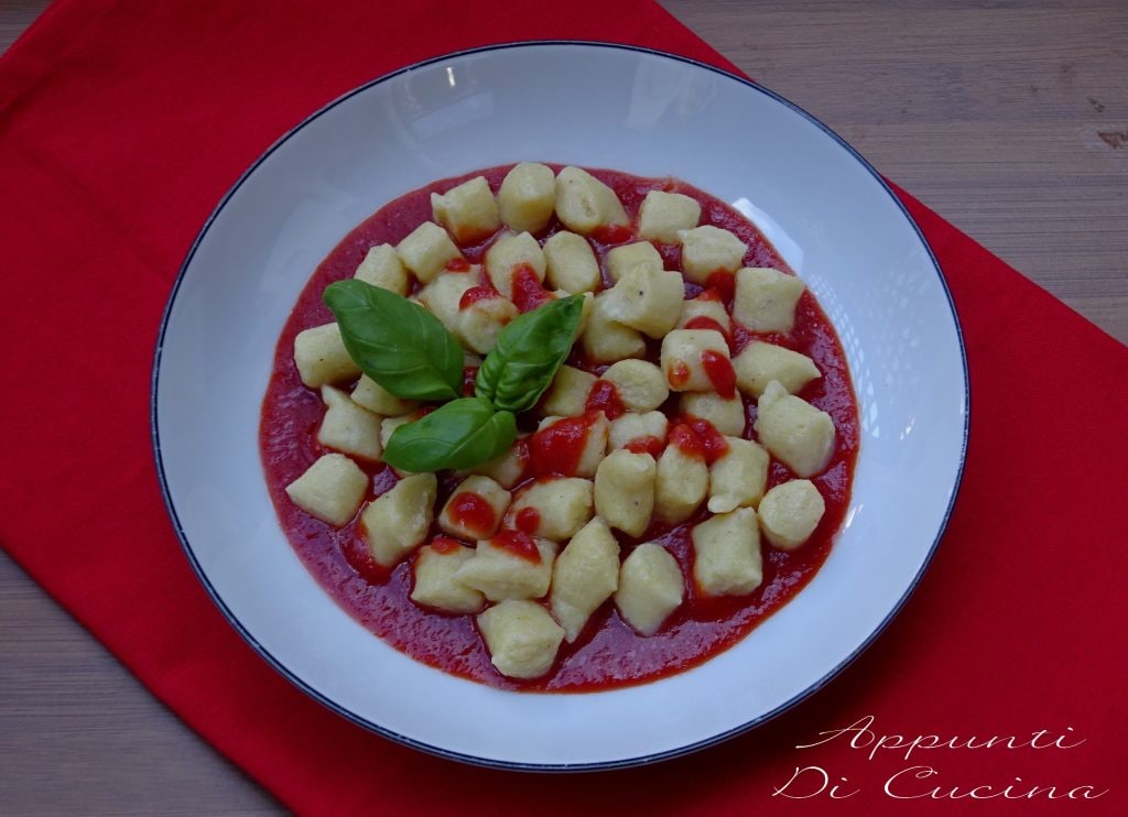 Gnocchi aus übriggebliebener Polenta