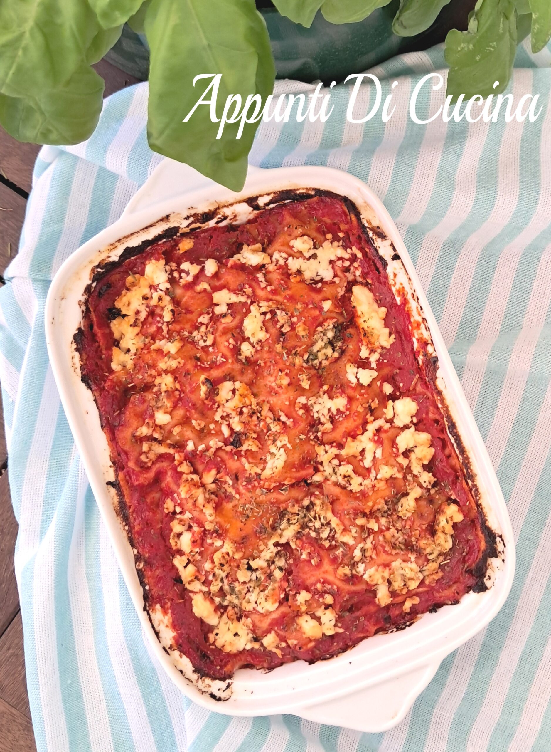 LASAGNE AUS CARASAU-BROT UND FETA