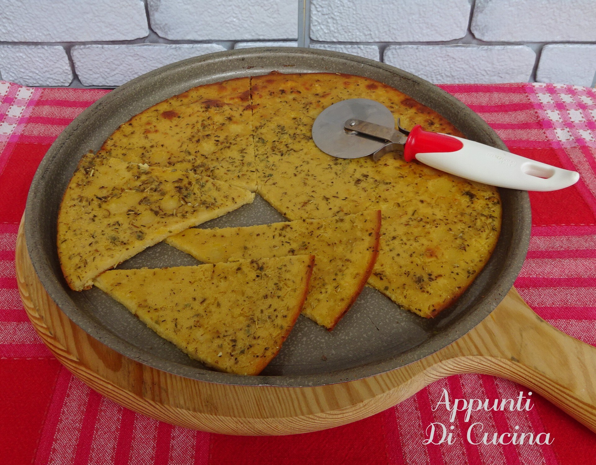 FARINATA MIT KRÄUTERN