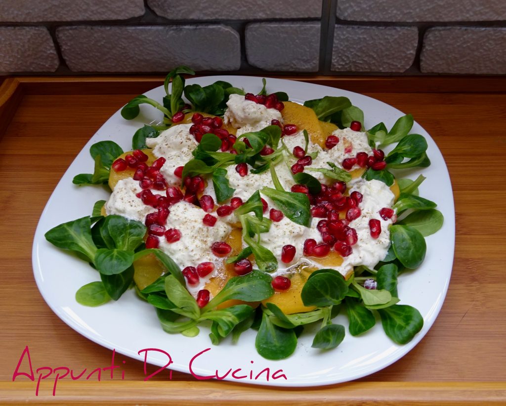 Salat mit Stracciatella und Kaki