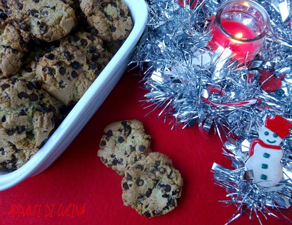 Cookies con gocce di cioccolato