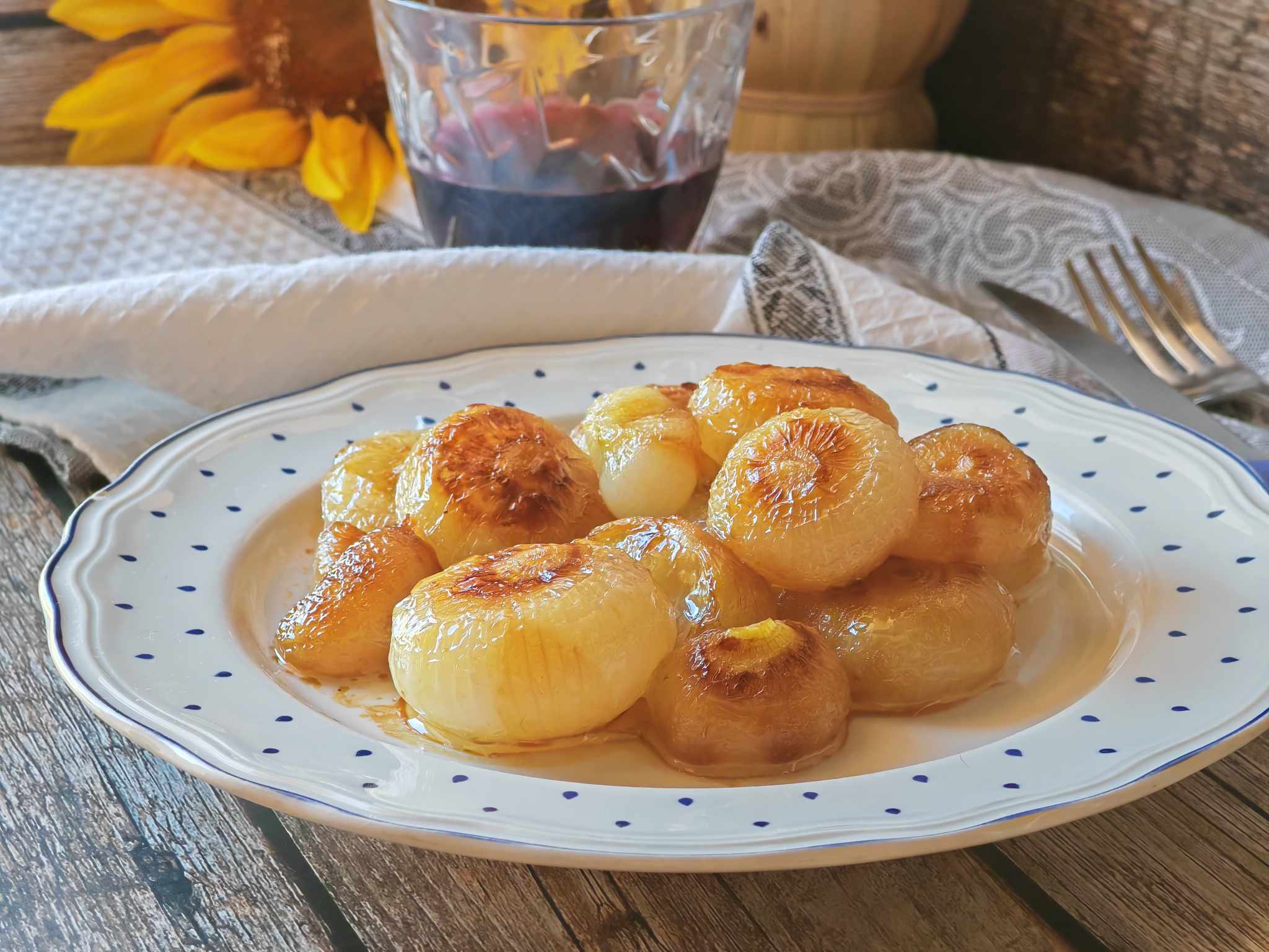 Zwiebeln in süß-saurer Sauce