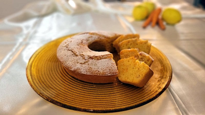 Karotte, Apfel und Zitrone Kuchen in der Heißluftfritteuse