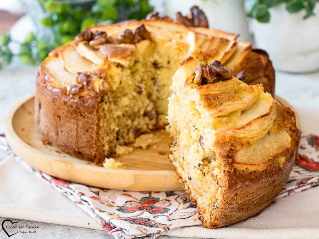 Apfelkuchen mit Walnüssen
