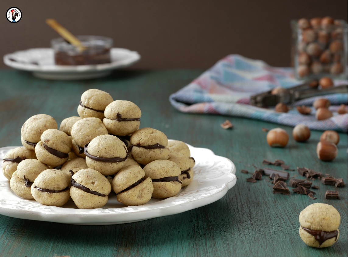 Baci di dama mit piemontesischen Haselnüssen