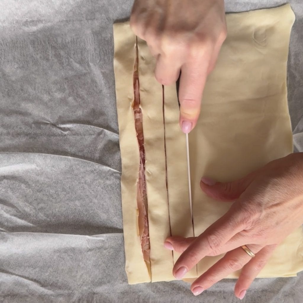 Blätterteig-Schnecken mit Schinken und Käse