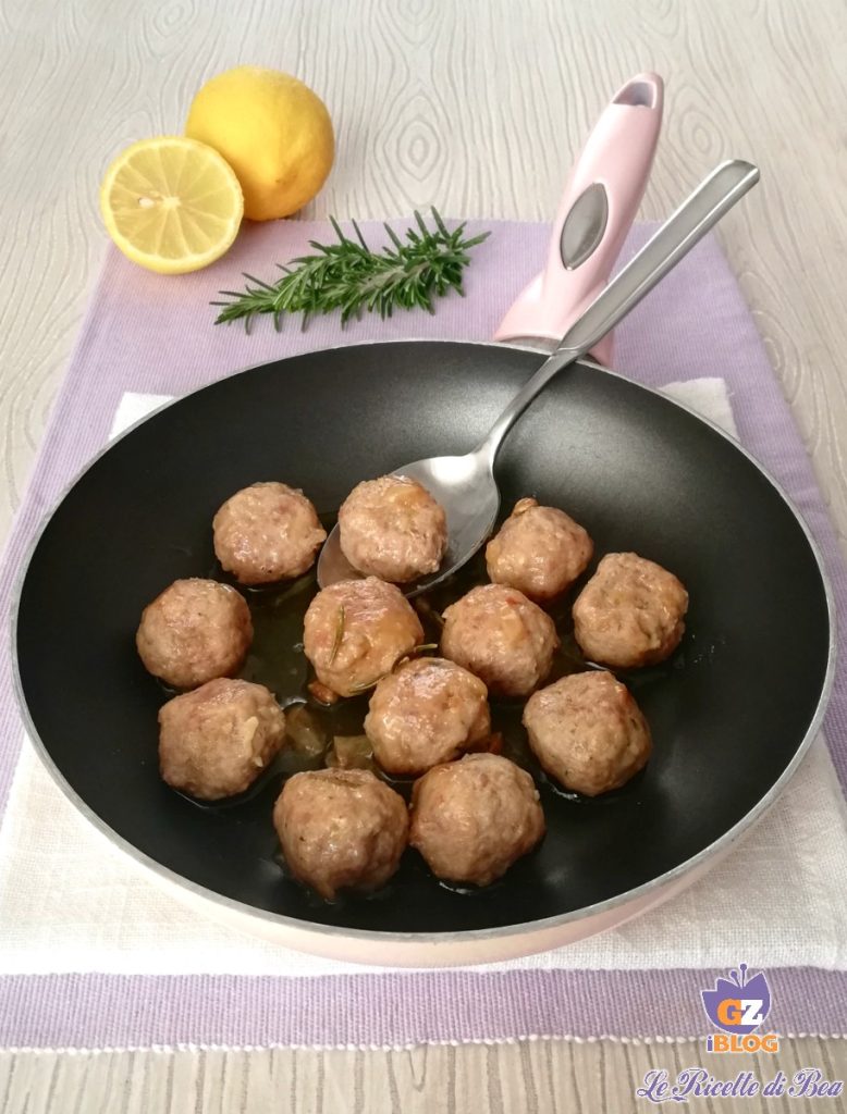 Frikadellen mit Rosmarin und Zitrone