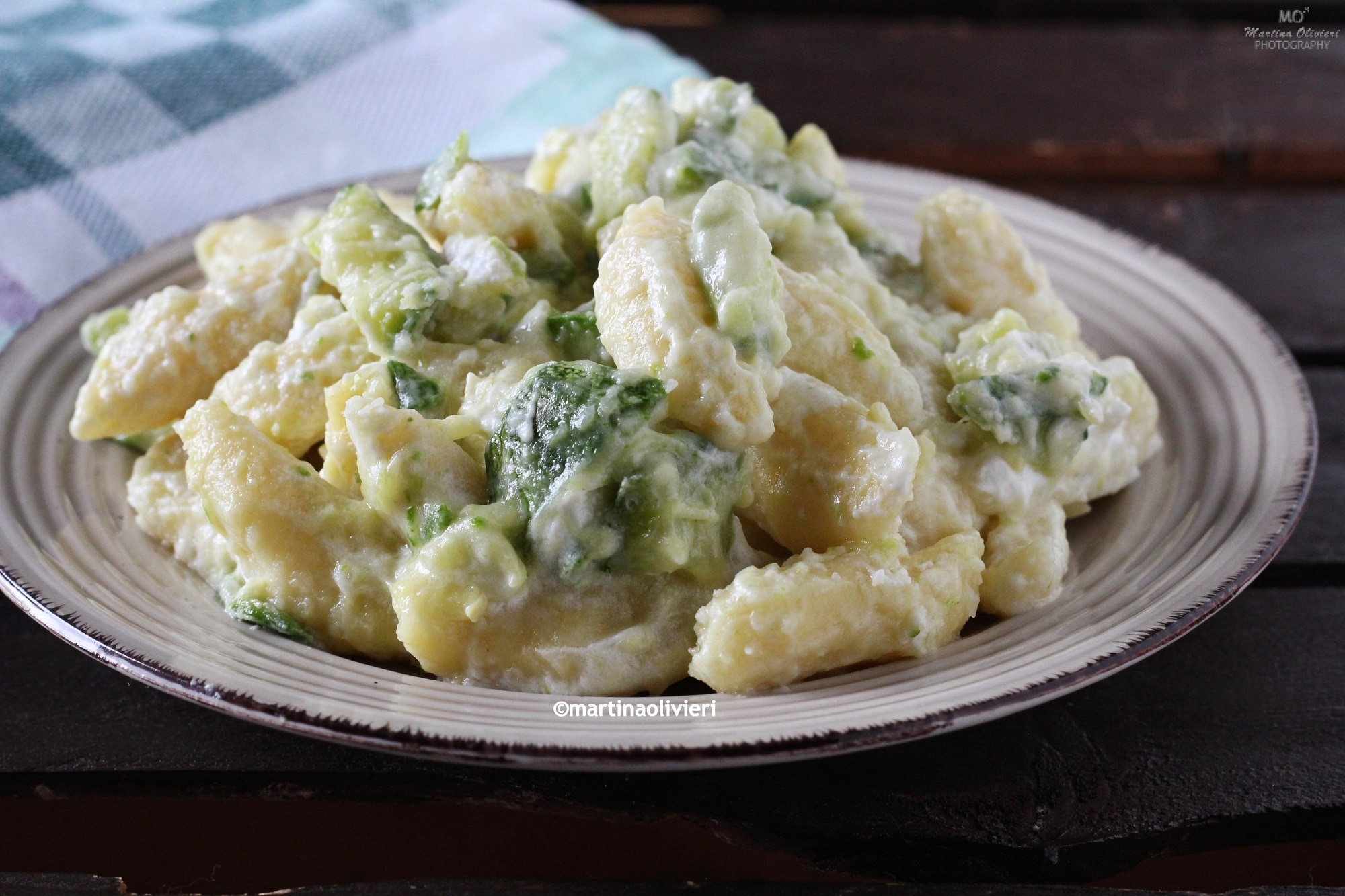 Gnocchi mit Zucchini und Robiola