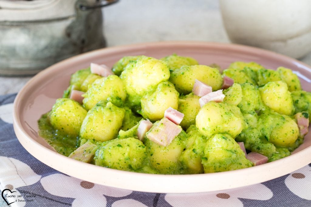 Gnocchi mit Zucchini und Schinken