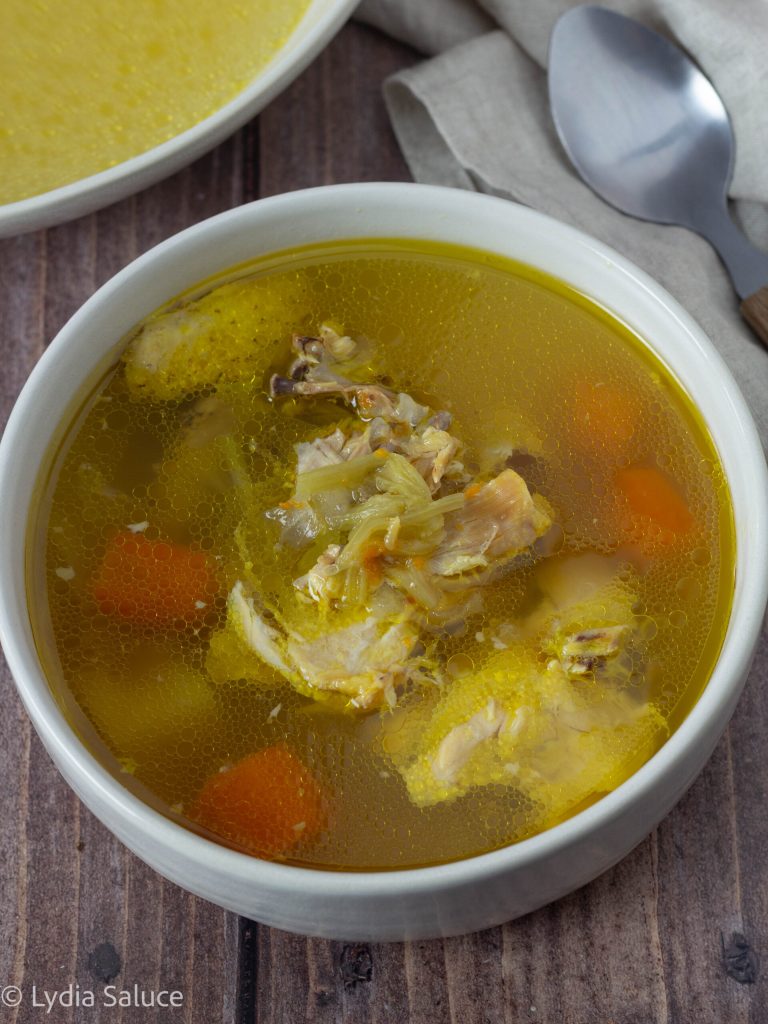 Hühnerbrühe mit dem Instant Pot