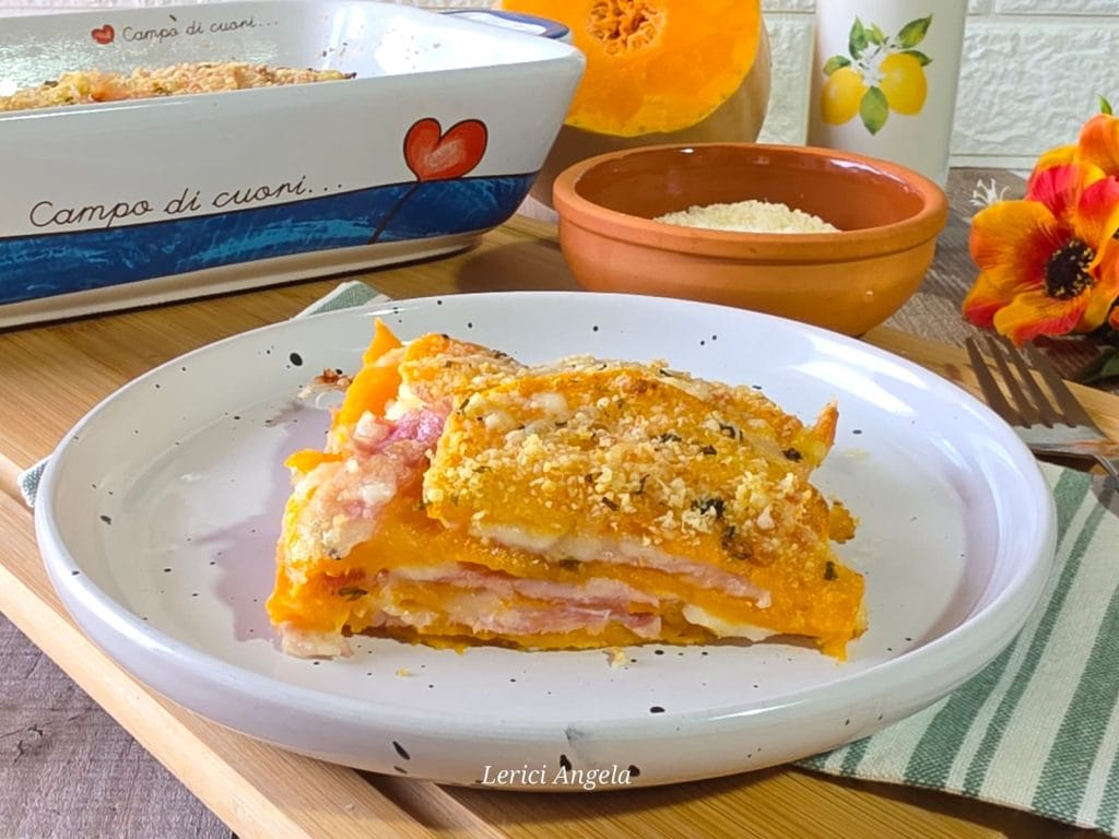 Kürbis-Parmigiana mit Kochschinken und Käse