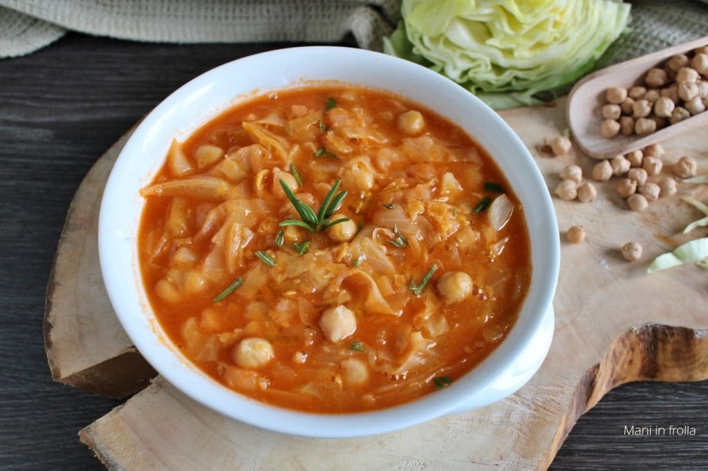 Kohl- und Kichererbsensuppe