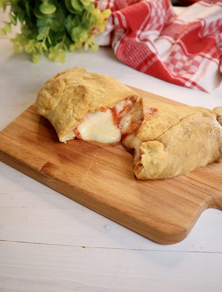 Schnelle Calzoni in der Heißluftfritteuse