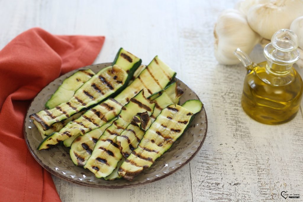 Gegrillte Zucchini einfacher Beilage