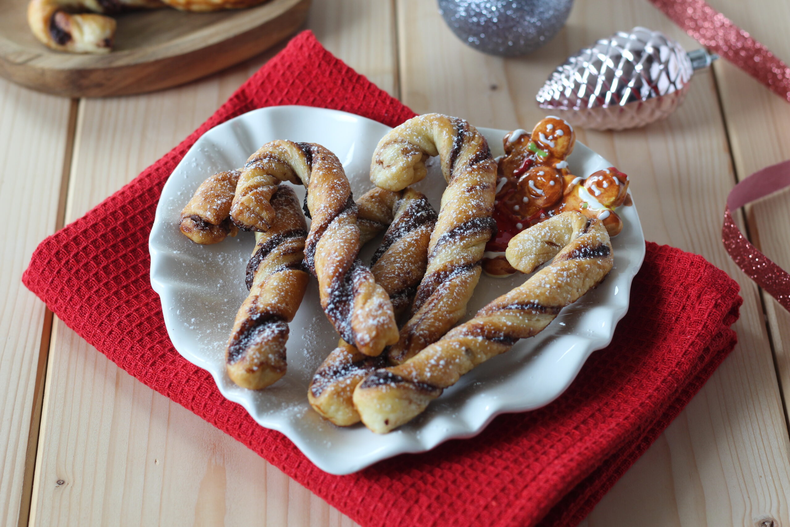 Blätterteig-Candy Cane mit Nutella