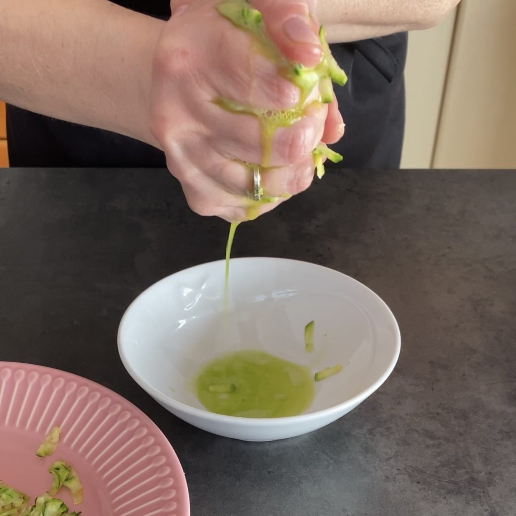 Kalte Pasta mit Zucchini und Thunfisch
