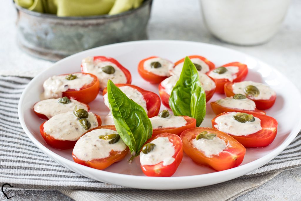 Kirchtomaten mit Thunfischsauce