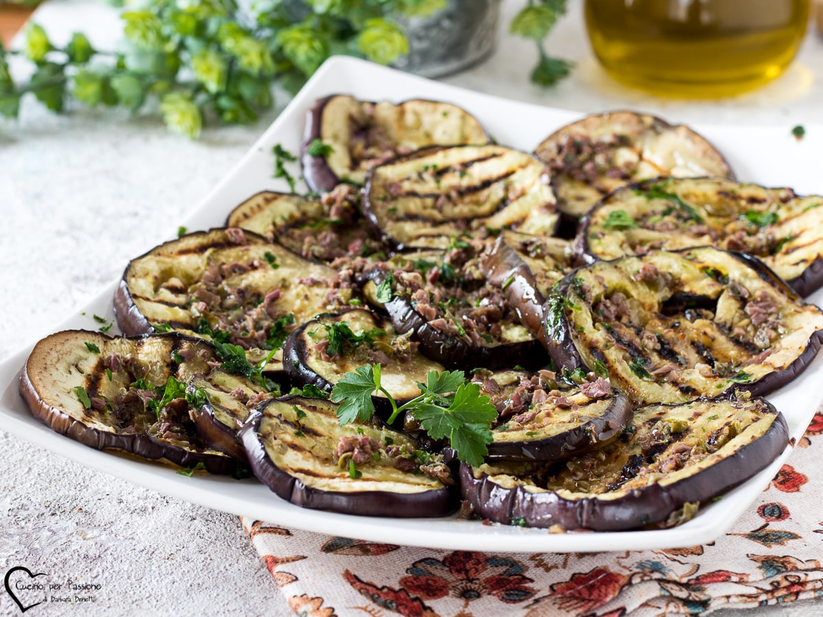 MARINIERTE GEGRILLTE AUBERGINEN