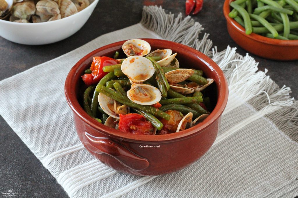 Muschelsuppe mit grünen Bohnen