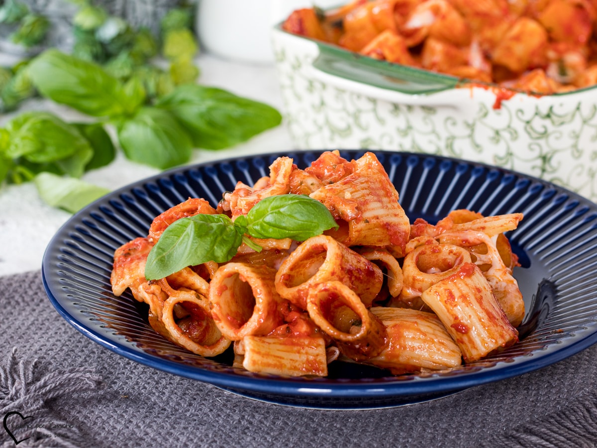 NUDELN ALLA PIZZAIOLA