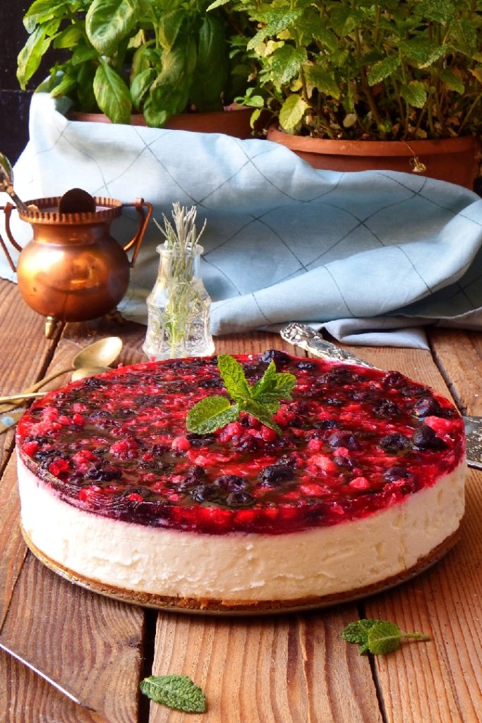 Käsekuchen mit Waldbeeren