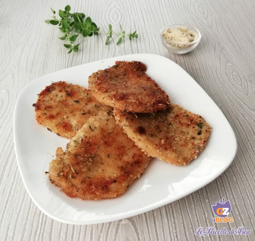 Schweinerücken mit Kräuterkruste im Ofen